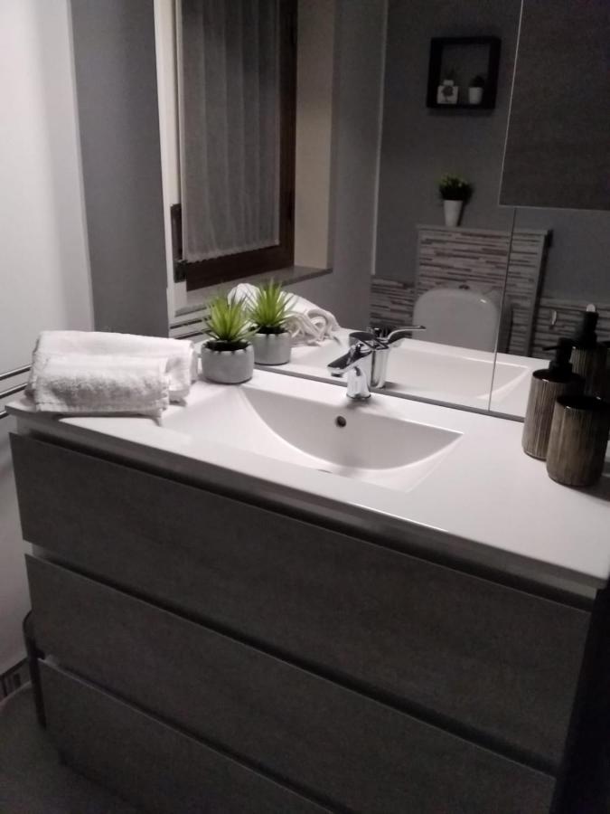 La Casa Di Ale Apartment Ачи Кастело Екстериор снимка