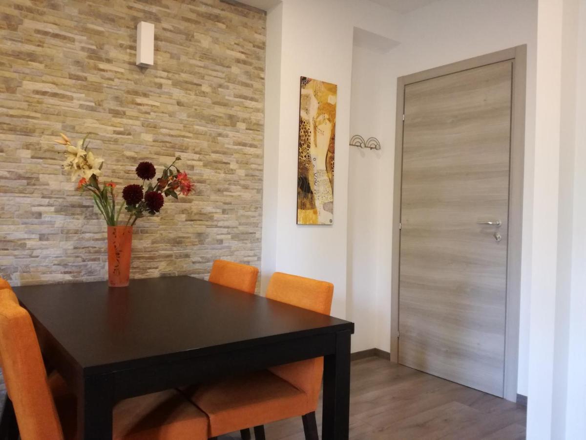 La Casa Di Ale Apartment Ачи Кастело Екстериор снимка